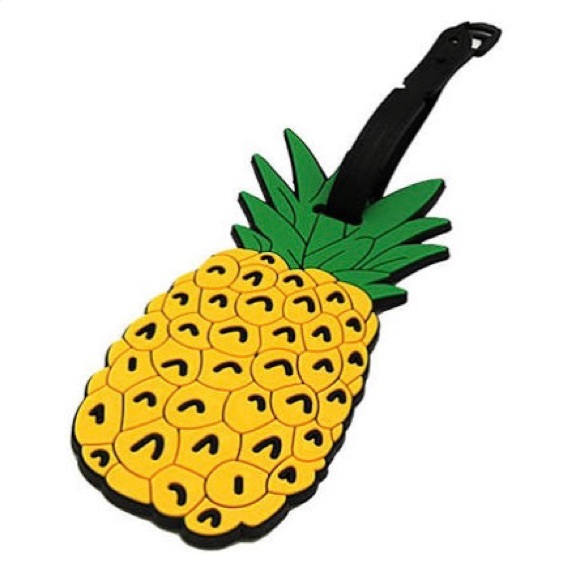 Other - PINEAPPLE LUGGAGE TAG NWT